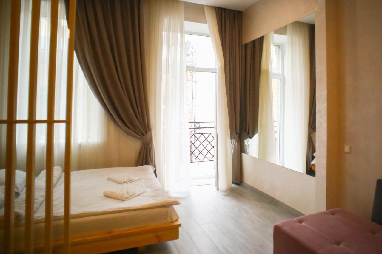 Leogrand Apartment On Drohobycha 4 Lviv Exterior foto