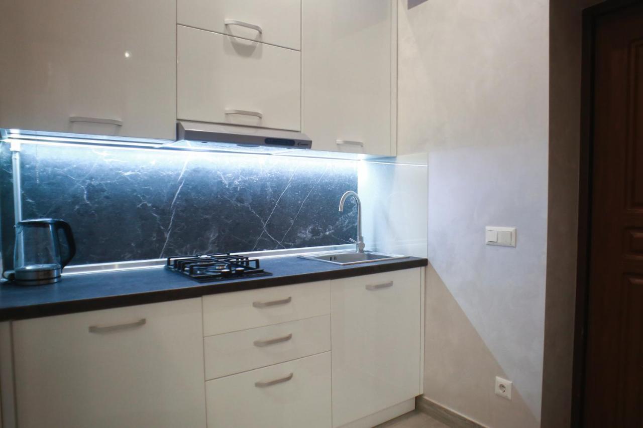 Leogrand Apartment On Drohobycha 4 Lviv Exterior foto